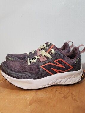 New Balance Women's Fresh Foam X Hierro V8 Athletic Sneaker Size 9 X-Wide